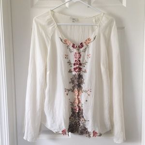 Ivory floral button up blouse